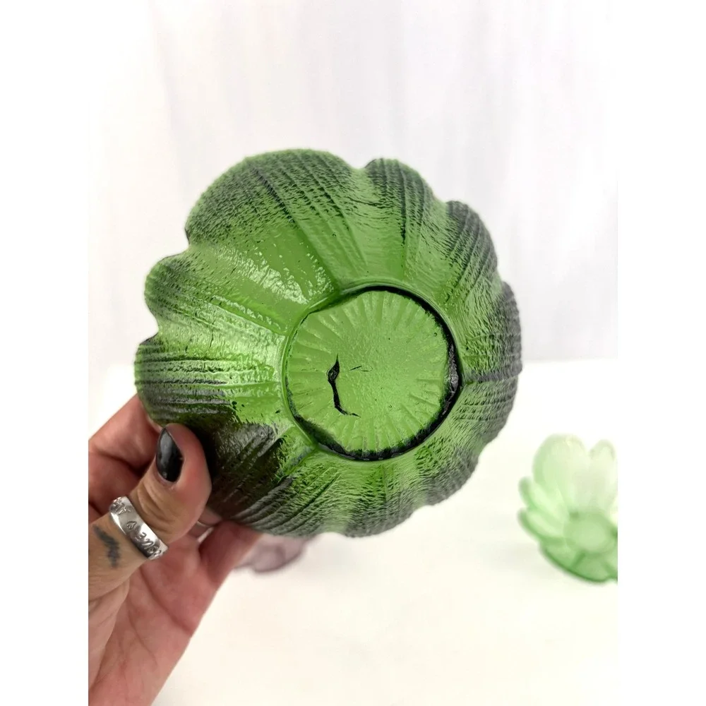 Vtg Pressed Glass Scalloped‎ Dessert Bowls Set of 3 Green Amethyst Ribbed Petal